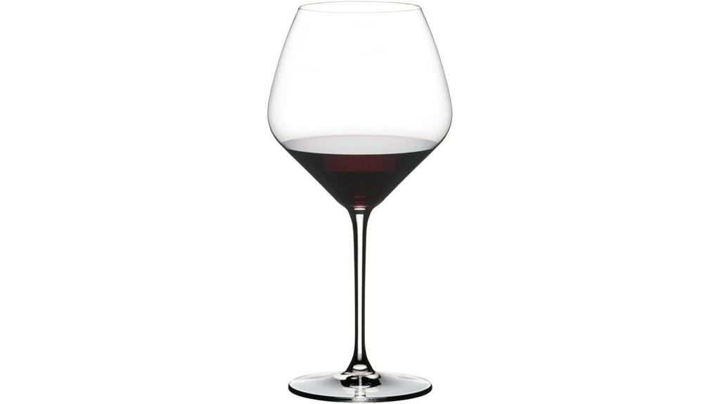 elegant pinot noir glasses