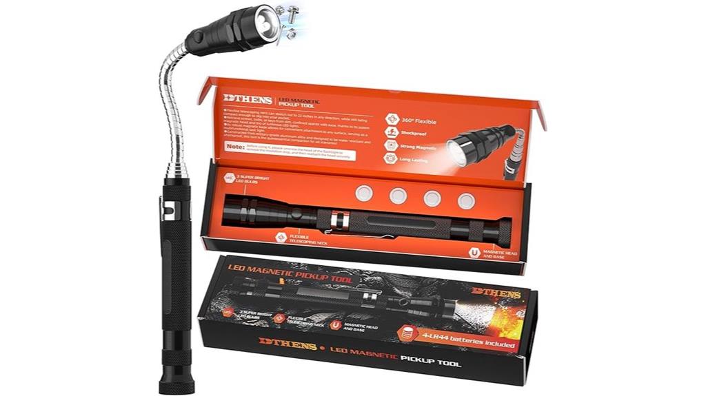 magnetic tool with flashlight