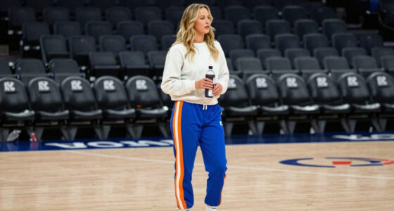 Jennifer Lawrence Extends Knicks Summer in a Pair of Blue-and-Orange Track Pants